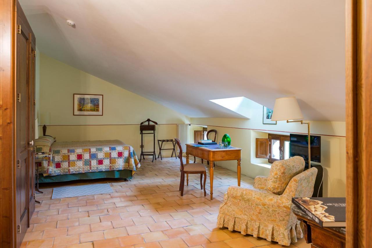 Torre Camigliati Dimora Storica Hotel Camigliatello Silano Eksteriør billede
